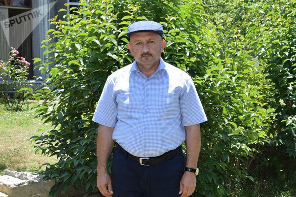 52 yaşında məzun olan baba: "Tələbə yoldaşım qızları qızım kimi görürdüm" - FOTO