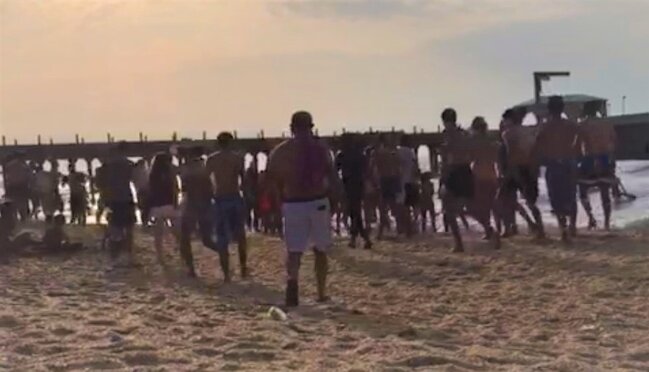 Bilgəh çimərliyində dəhşət - 2 ölü, 1 itkin və 4 nəfər ... – VİDEO