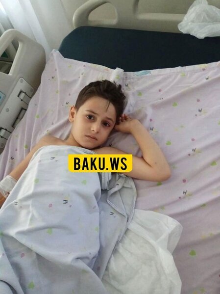 XÉzÉr TV-nin aparÄ±cÄ±sÄ±nÄ±n dÉnizdÉ batan oÄlu komadan ayÄ±ldÄ± - XÉstÉxanadan FOTO