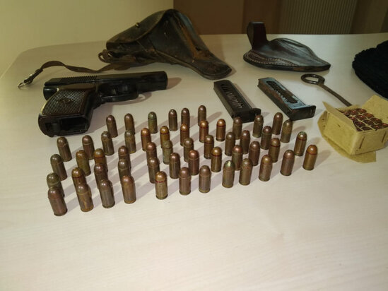 Azərbaycanda OLAY: Keçmiş məhkum polisləri tapança ilə hədələdi