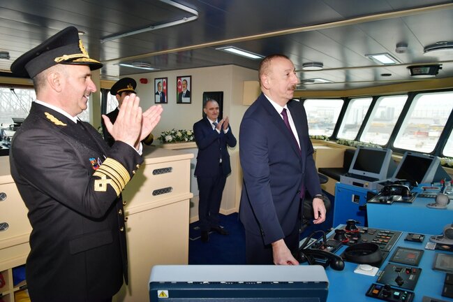 Prezident tankerin istismara verilməsi mərasimində - FOTOLAR