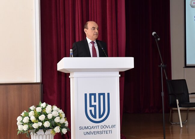 Sumqayıt Dövlət Universitetində "Sumqayıtlı gənc elçilər: Qərbi Azərbaycana qayıdış"mövzusunda konfrans keçirilib