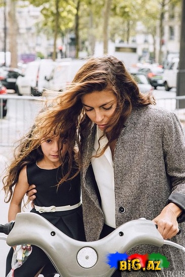 Aida Mahmudova və qızı Parisdən - FOTO
