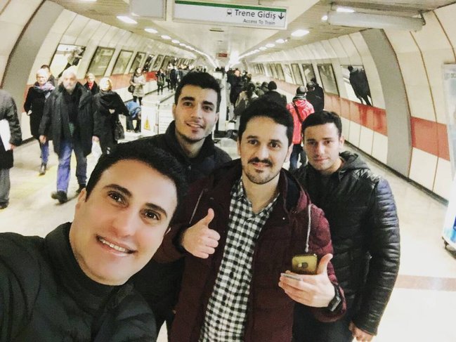 Nadir 16 ildən sonra ilk dəfə metroda: "Heç xoşuma gəlmədi" - FOTO