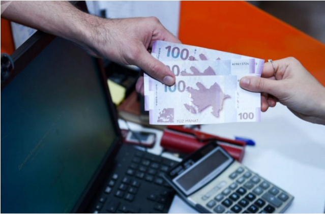 Yüksək faiz, aşağı gəlir: Bankların siyasəti dəyişəcəkmi?