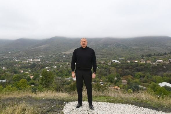 Prezident Hadrutda yeni məscidin təməlini qoyub - YENİLƏNİB + FOTO