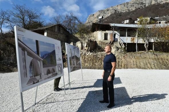 Şuşada Daşaltı məscidinin təməli qoyulub - FOTO