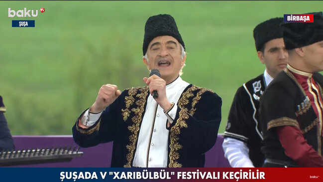 Polad Bülbüloğlu Şuşada "Xarıbülbül" Festivalında mahnı ifa etdi - VİDEO