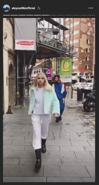 Aleyna Tilkinin səliqəsiz geyimi ələ salındı