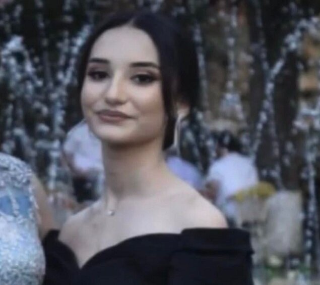 Dənizdə batan iki bacının FOTOLARI