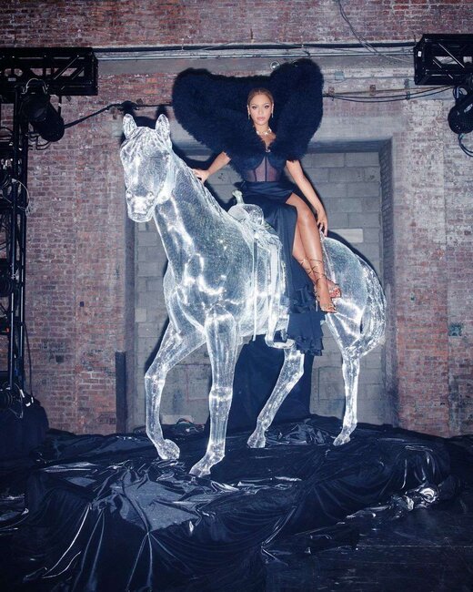 Beyonsu, "Elite" ulduzunu geyindirən azərbaycanlı - FOTO