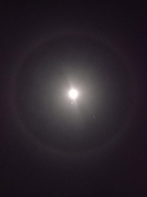 Azərbaycan səmasında Ayın ətrafında nəhəng dairə müşahidə olundu - FOTO