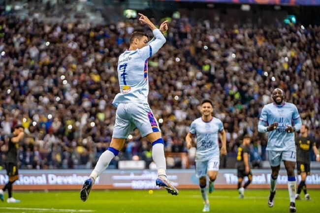 Kriştiano Ronaldodan ETİRAF: "Xoşbəxtəm!" - FOTO