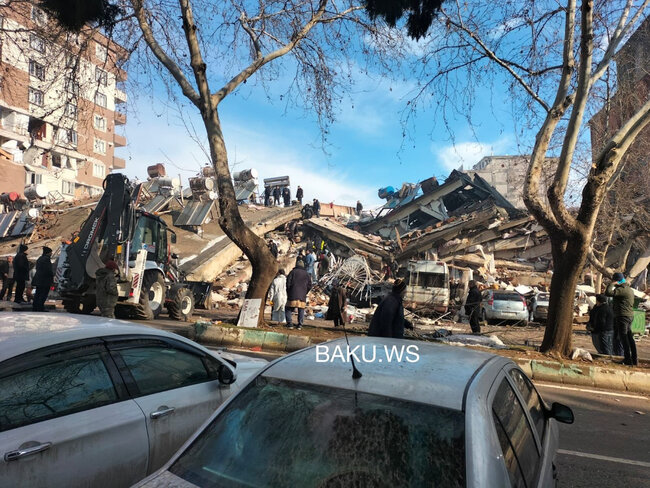 Kahramanmaraşda yaşayan azərbaycanlı qadın dağıntılar altında qalıb - FOTO