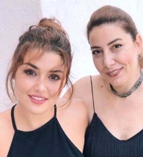 Hande Erçel anasının donoru olacaq - Foto