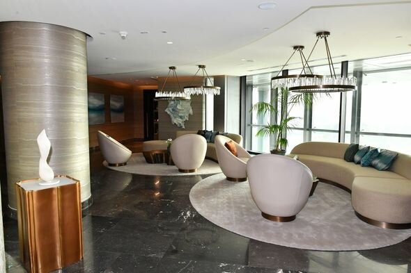 İlham Əliyev və Mehriban Əliyeva Bakıda hotelin açılışında iştirak ediblər - YENİLƏNİB + FOTO