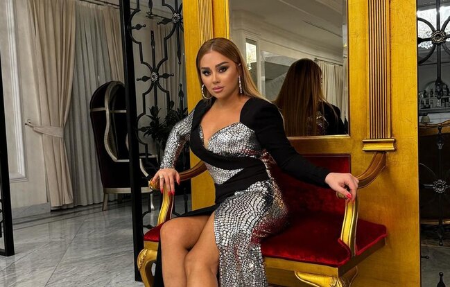 Xatirə İslam: "Heç vaxt kişi məclislərində oxumamışam" – VİDEO