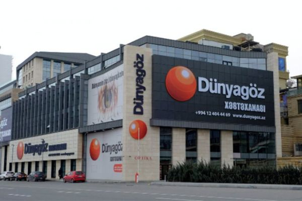 Efirlərdə bəh-bəhlə reklam olunan Dünya Göz Xəstəxanası vergidən yayınır? - 300 min manatlıq borc + Fotofakt