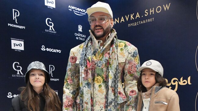 Kirkorov: "Səhnə imicimə görə, uşaqlarım sinif yoldaşlarının nifrəti ilə qarşılaşırlar" – FOTO