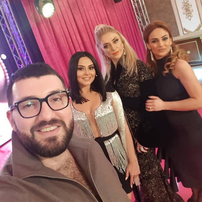 Afaq və Vüsalə eyni geyimdə - Fotolar