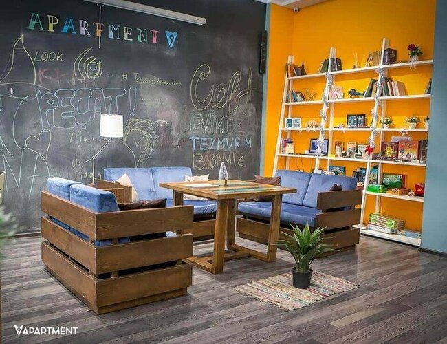 Bakıda "Mafiya" oyununa görə dava: Bir nəfərin qolu sındı