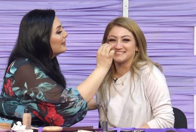 "Anam Kənanla Zümrüdün çimərlik geyimindəki şəklini cırdı" - Aygün