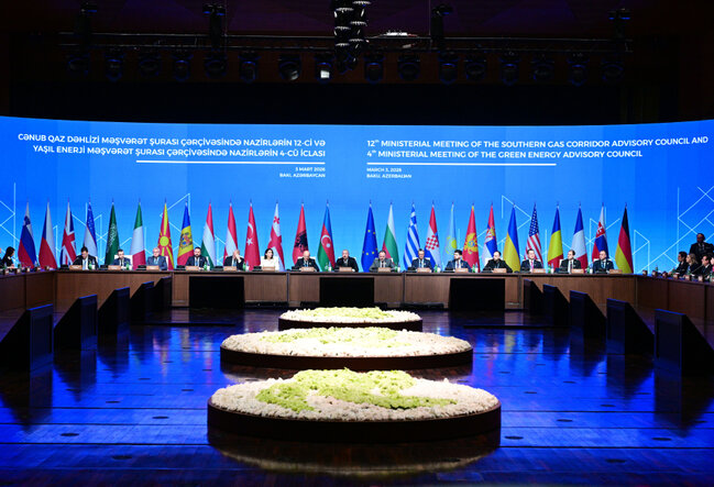 Prezident Bakı Konqres Mərkəzində iclasda iştirak etdi - Video - Fotolar - Yenilənib