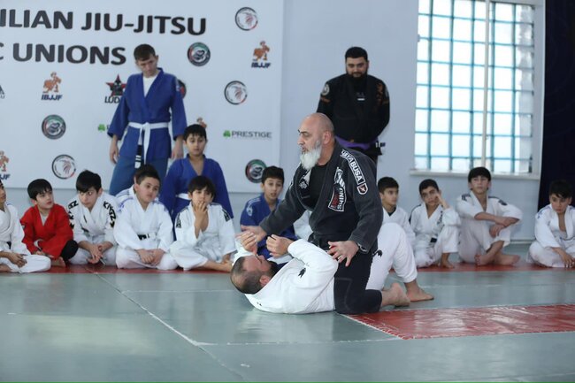 Azərbaycan Braziliya Ciu-citsu Klubu İctimai Birliyinin təşkilatçılığı tərəfindən "Seçilmişi seçməyə ehtiyac yoxdur!" adlı seminar keçirilib