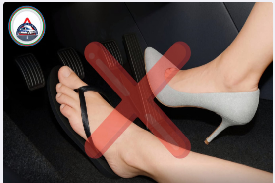 Yol polisi xanım sürücülərə müraciət etdi: "Belə geyinməyin"