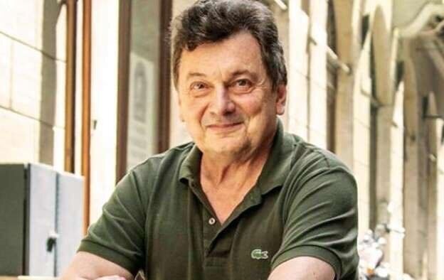 "Ən sevdiyim şirniyyat arvadımın dodaqlarıdır" "Ən sevdiyim şirniyyat arvadımın dodaqlarıdır"