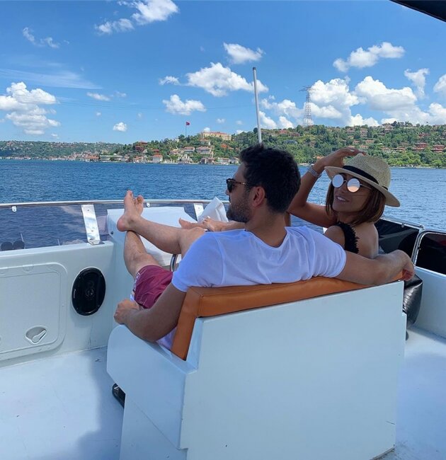 Sosial mediadan imtina edən Röya istirahətdədir - Foto