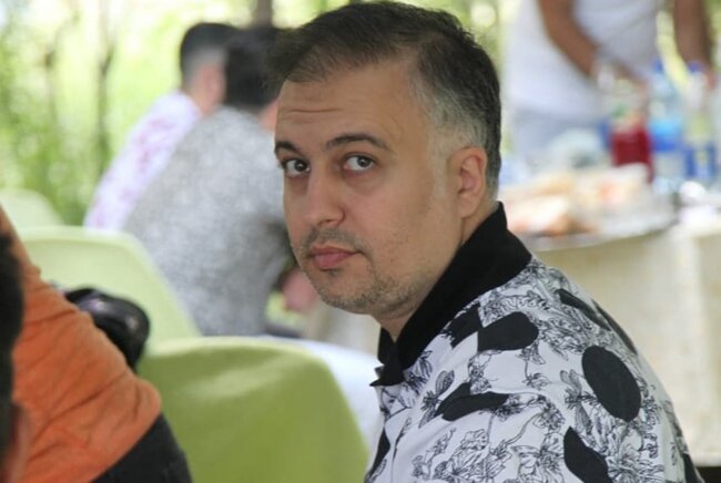 35 yaşlı Hüseyn tələbə oldu - Foto