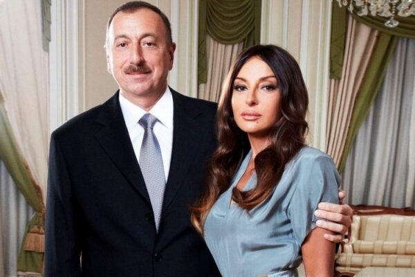 Mehriban Əliyeva İlham Əliyevi doğum günü münasibətilə təbrik edib - FOTO