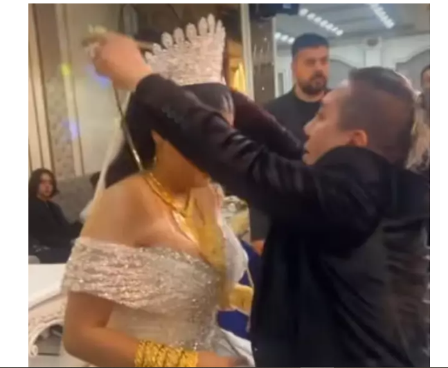 Murat Övüçün illər əvvəl boşandığı keçmiş həyat yoldaşı ilk dəfə görüntüləndi