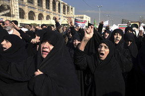 İranda hakimiyyəti dəstəkləyənlərin yürüşü keçirilir