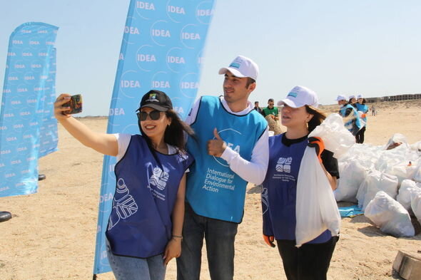 Beynəlxalq Sahilyanı Təmizlik Günü münasibətilə təmizlik aksiyası keçirilib - FOTO
