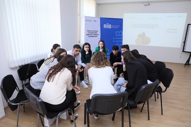 "Təhsilin inkişafı istiqamətində innovativ tədqiqat təşəbbüsləri" layihəsi çərçivəsində regionlarda keçirilən təlimlər başa çatıb