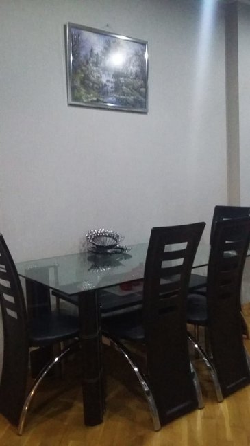 Təcili Badamdar qəsəbəsində mənzil satılır!