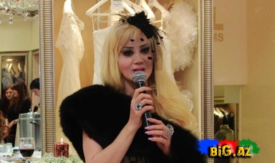 Məleykə Əsədova: "Onun sözlərinə gülməyim gəlir"