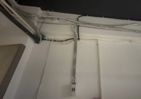 Nazirlikdən "Baku Electronics" MMC-yə məxsus mağazada YOXLAMA