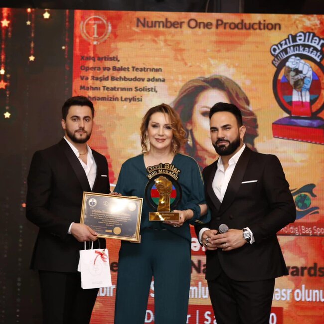 "Golden Hands National Awards" mükafatı sahiblərinə təqdim edilib