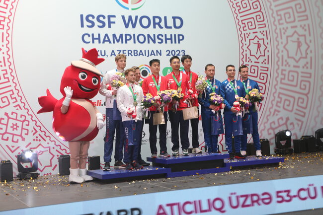 Üçqat olimpiya çempionuna qalib gələn yunan atıcı: "Bu, mənim ilk qızıl medalımdır"