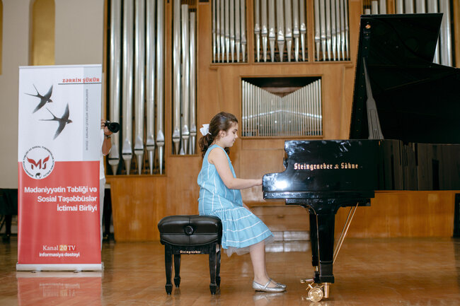 Kiçik qəlbin böyük dünyası - FOTO