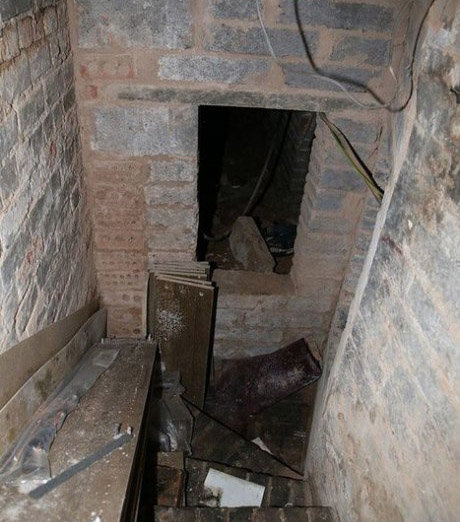 Kirayə götürdüyü mənzildə inanılmaz hadisə ilə üzləşdi - Evə köçdüyü ilk gün / FOTOLAR