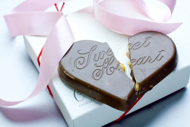 35 qadını aldadıb özünə 1500 manatlıq hədiyyə aldırdı, onlar isə birləşib...- VİDEO