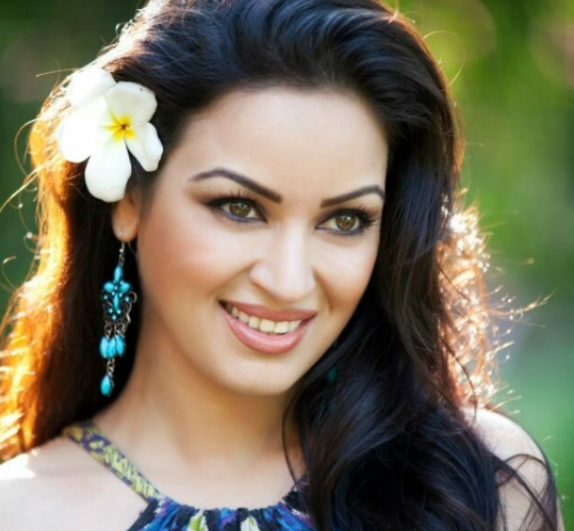 Göz oxşayan İran aktrisaları - FOTOLAR