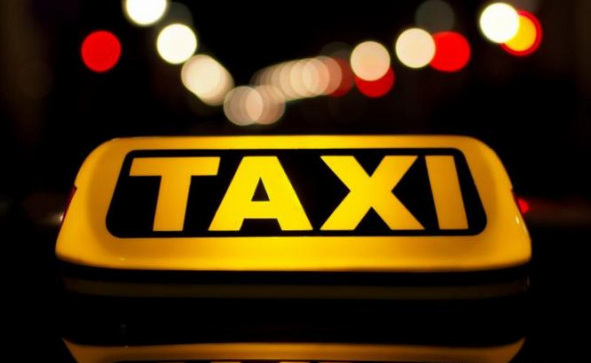 Qadın sürücülərə qarşı əxlaqsız hərəkətlər edən taksi sürücüləri araşdırılır - VİDEO