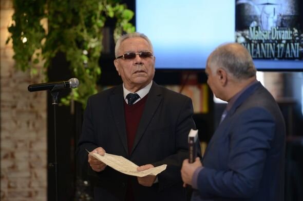 "Məhşər divanı: Yalanın 17 anı": Fəlsəfə doktoru sənədli romanının təqdimatını keçirdi - FOTO