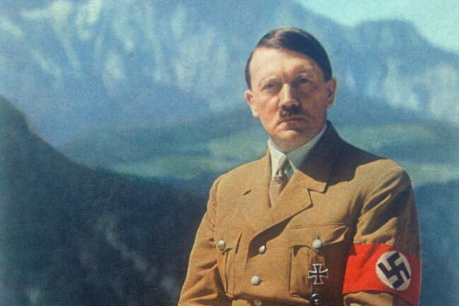 Hitlerin qol saatı 1,1 milyon dollara satıldı - FOTO