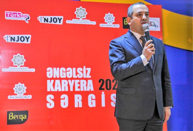 Bakıda "Əngəlsiz Karyera" sərgisi keçirilib